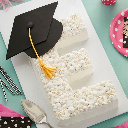 Graduation cakes for girls can be decorated in many different ways to match the graduate's style and personality.