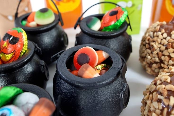 Halloween is the perfect time to get creative in the kitchen and whip up some spooky treats!