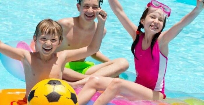 If you're looking for some fun swimming pool games for your teen to play this summer, why not try a balloon collection?