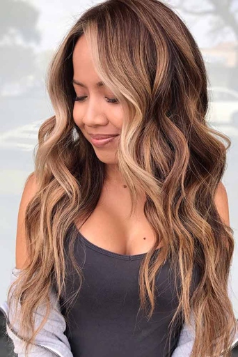 Long layered hairstyles are a great way to add volume and texture to your hair, and highlights are a great way to add dimension and interest to your look.