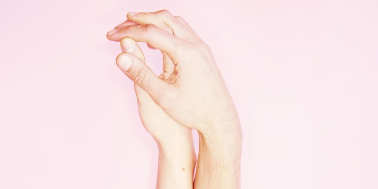 Most people believe that it is perfectly fine to hold hands on a first date.