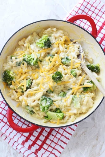 This stove top broccoli mac and cheese is the perfect easy recipe for any teen who wants to make a delicious and cheesy meal.