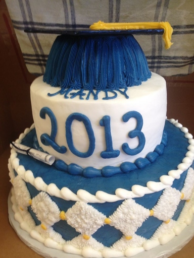 This white and blue themed graduation cake is perfect for any graduate!