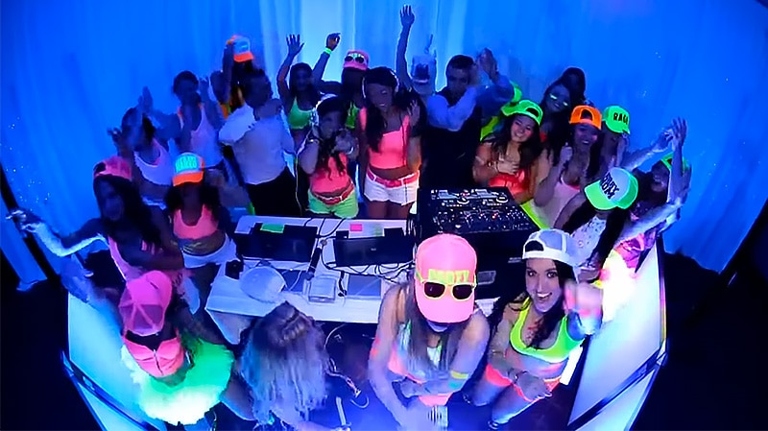 To get the best UV or blacklight for your party, you need to consider what kind of party you're throwing and what your guests will be most interested in.